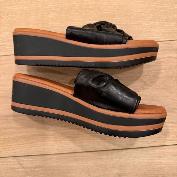 Priccila Water Resistant Wedge Sandal (Women) - Picture 5 of 11